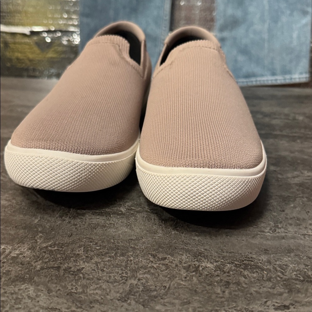 Vessi Men's Slip-On Loafers - Taupe . Size W8 - Picture 4 of 8